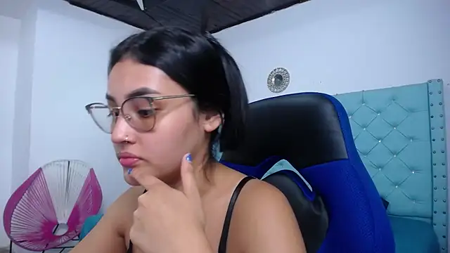 kathe-mills235 live sex cam