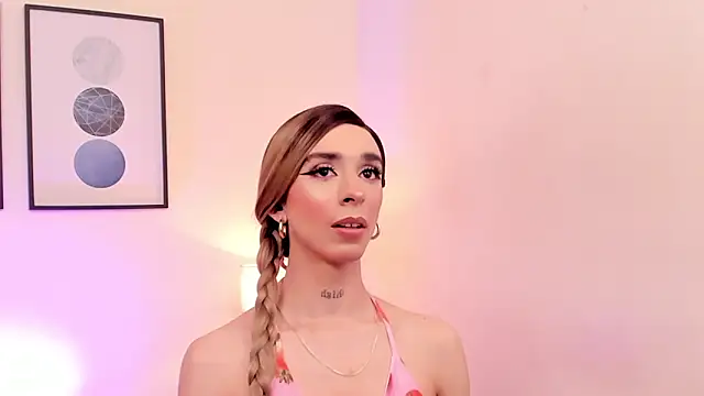 Arivega live sex cam