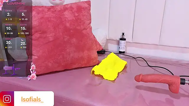 Abril_Velvet_a_ live sex cam