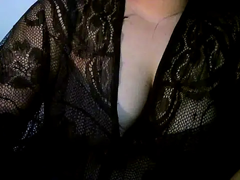 angel_priya04 live sex cam