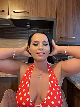 Hotmomcheckk_ live sex cam
