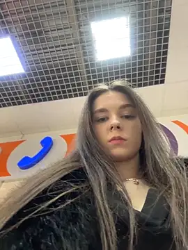 Ttixmila live sex cam