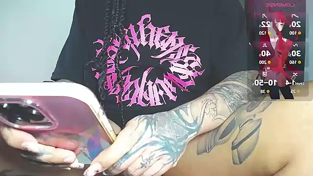 girl_tatto13 live sex cam