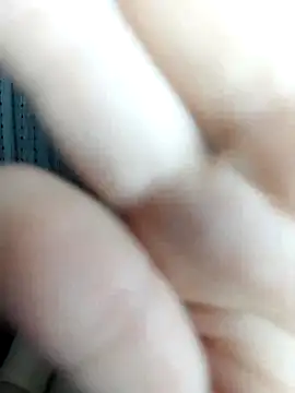 saasha_Petit live sex cam