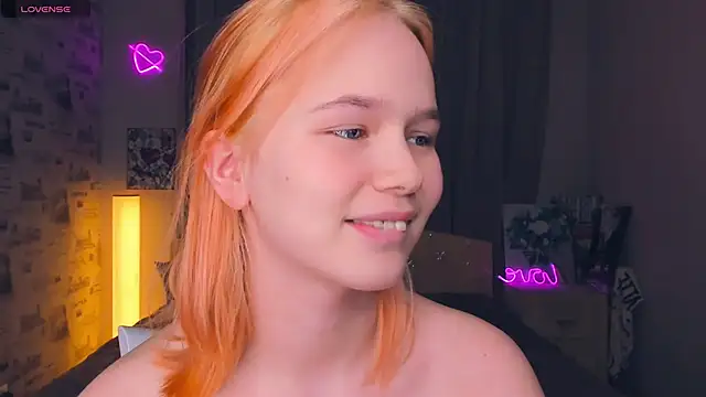 OwlLynn live sex cam