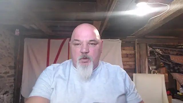 Newfiesausage1972 live sex cam