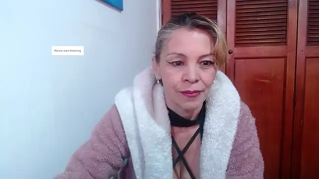 electra-mommy's cam snapshot