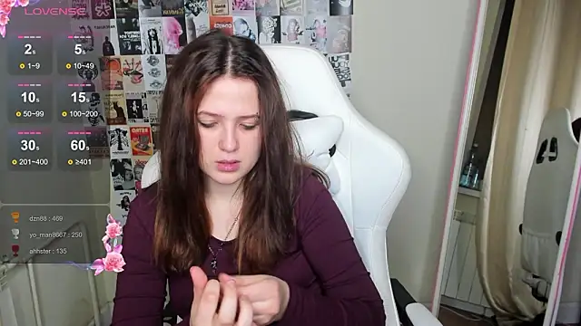 Anora_Miller's cam snapshot