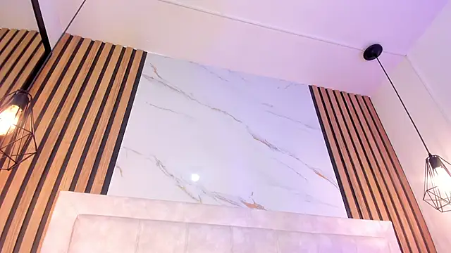 Madyson18 live sex cam