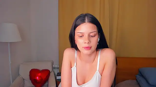 JoCauterucci's cam snapshot