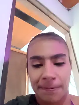 Leslly_ live sex cam