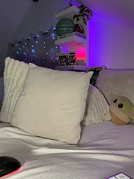 JezzyHill live sex cam