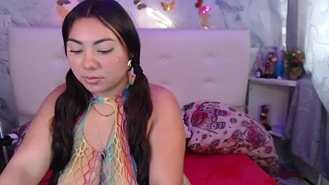 Nicolelewllss's cam snapshot