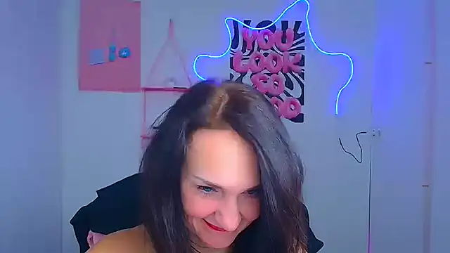 Rosie_Rosee's cam snapshot