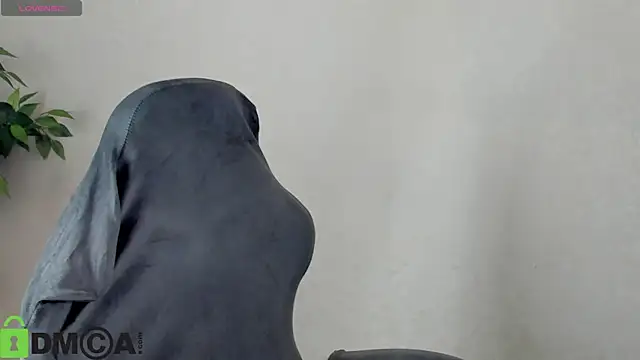 Al1ice_Moures's cam snapshot