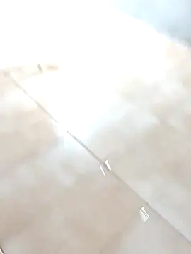 L_hotcream's cam snapshot