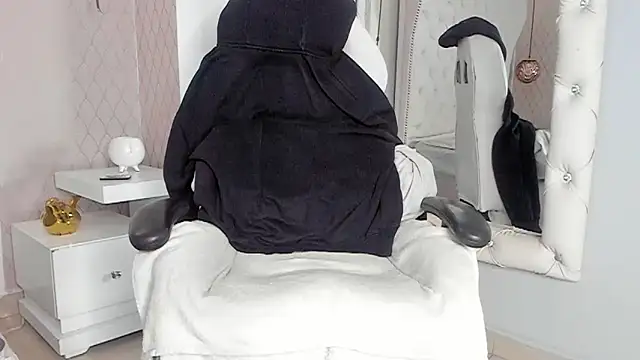 Lucii_fer_ live sex cam