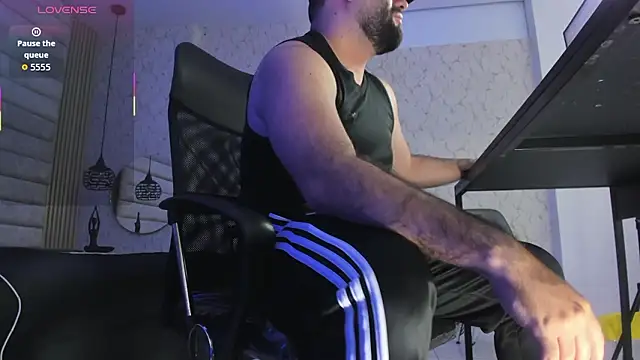 jhon_bear03 live sex cam