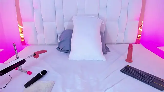 CamilleJuicy_ live sex cam