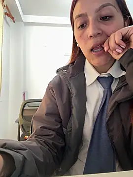 Emily-7_ live sex cam