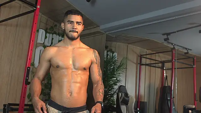 Reik_Vonn live sex cam