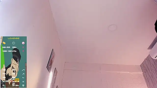 JUANDIAMONDS98 live sex cam