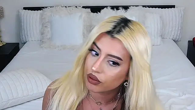 Giselle-R live sex cam