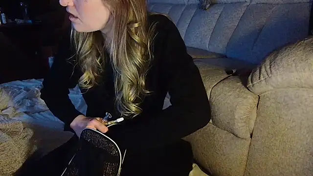 lavender_spits's cam snapshot