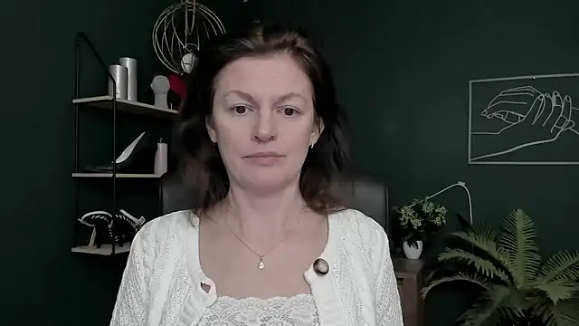 VivianWILD's cam snapshot