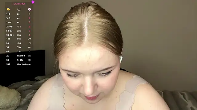 ZaraCreedon live sex cam