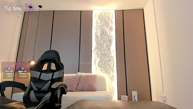 lilly_ass_ live sex cam