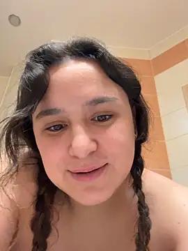 Ms_Luisa's cam snapshot