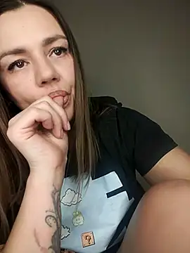 KrissSexi's cam snapshot