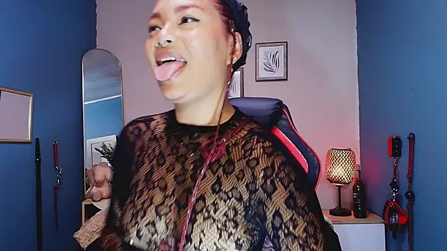 JadaRoberts live sex cam