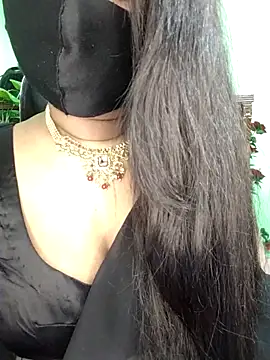 Idhika-Paul live sex cam