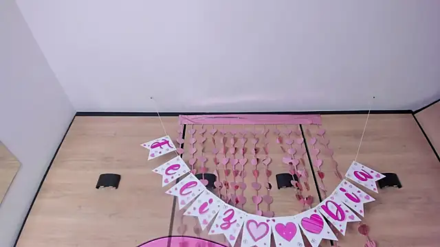 karol_lewiss's cam snapshot