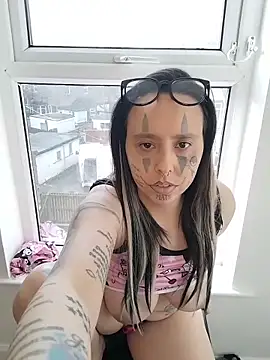 ThatAltGirl live sex cam