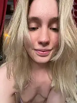 LovelyMiu live sex cam