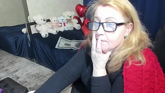 Frau_Marta live sex cam