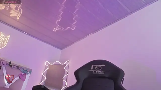 ZURY_TAY's cam snapshot