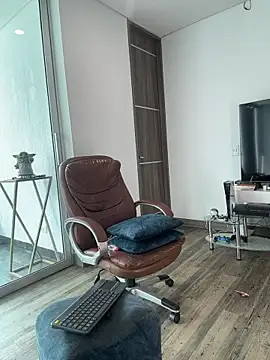 Dominiofit live sex cam