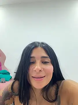 Meganmilk1 live sex cam