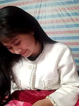 Him_MountainGirl live sex cam