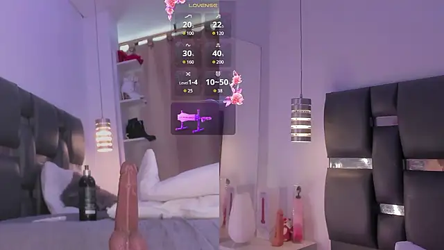 PittAndLunaa live sex cam