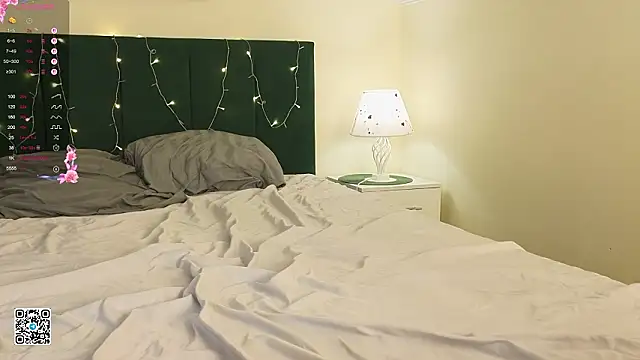 Bonnie_White live sex cam