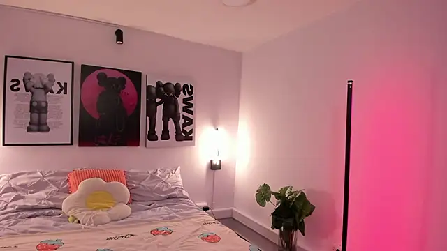 Hey_lucy__'s cam snapshot