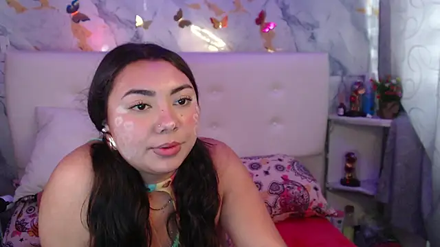 Nicolelewllss's cam snapshot