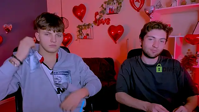 travis_wolf_ live sex cam