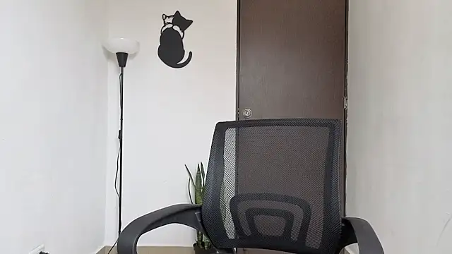 Saturno_v live sex cam