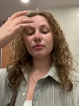 AsynaYuuki live sex cam